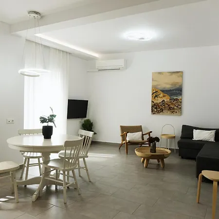 Stelanna-apartments *