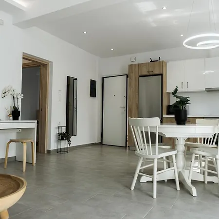 Stelanna-apartments *